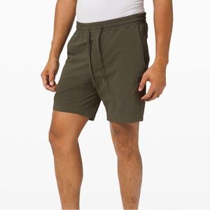 Lululemon Bowline Shorts 8" Seersucker Lycra Olive Green M7ALFS Men's Size Small